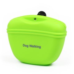 Сумочка для ласощів силіконова для собак Dog Walking TREATS BAG зелена