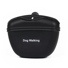 Сумочка для лакомств силиконовая для собак Dog Walking TREATS BAG черная